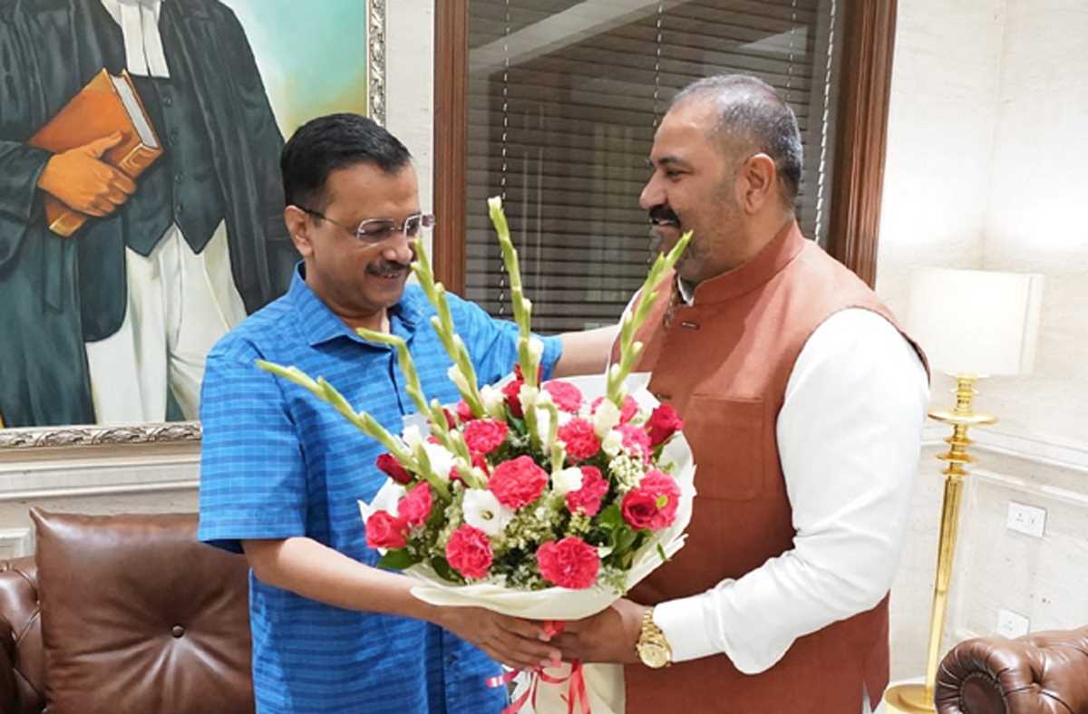 सांसद सुशील रिंकू ने अरविंद केजरीवाल से की मुलाकात सांसद सुशील रिंकू ने अरविंद केजरीवाल से की मुलाकात